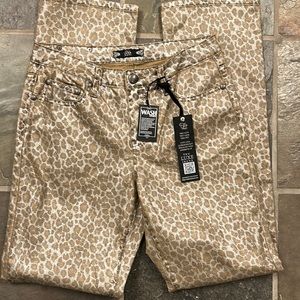 NWT tru luxe cheetah jeans with shimmer size 6